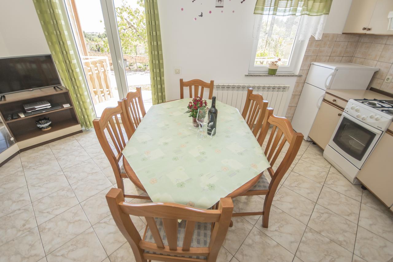 Apartment Ana Pula